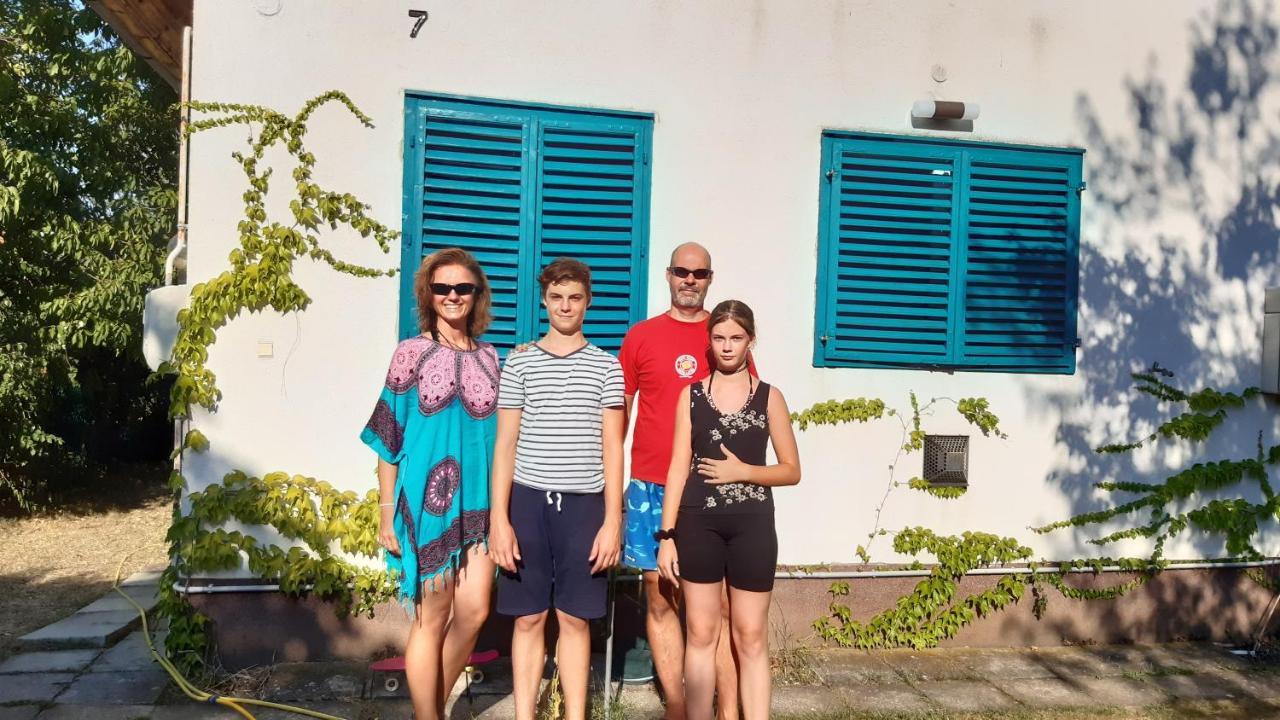 Szalakóta Ház Vila Balatongyörök Exterior foto