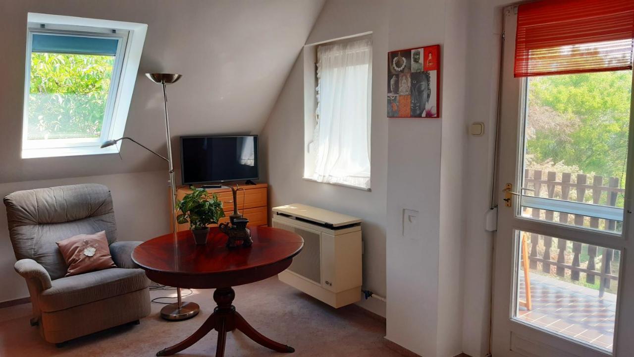 Szalakóta Ház Vila Balatongyörök Exterior foto
